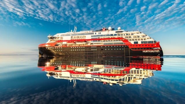 Antarktis Schiff ab 400 Passagiere Roald Amundsen Hurtigruten