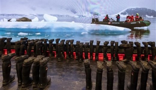Zodiac der Roald Amundsen