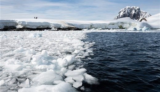 Eiswasser-Antarktis_Jamie_Lafferty