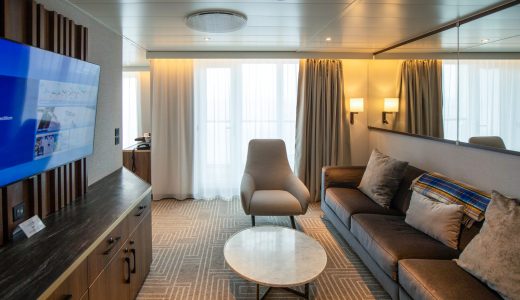 QE20Ultramarine20Ultra20Suite202